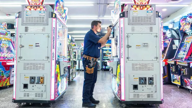 Technician access around arcade cabinets
